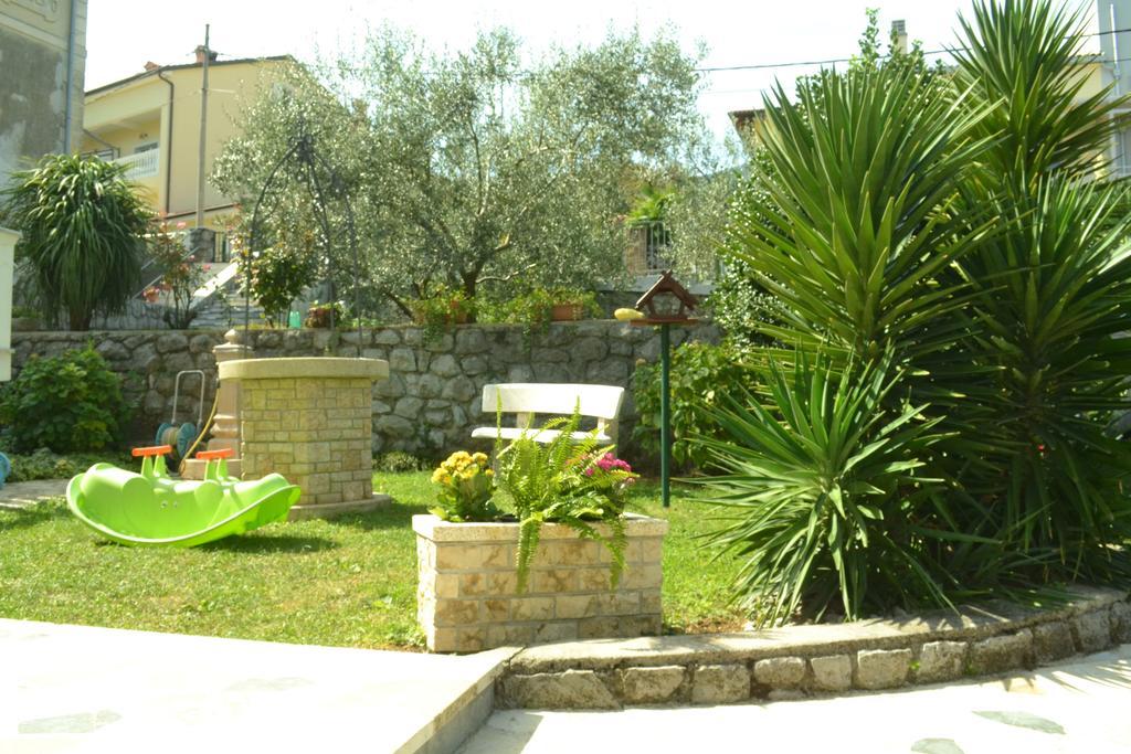 Apartments Mirna With Parking Lovran Dış mekan fotoğraf