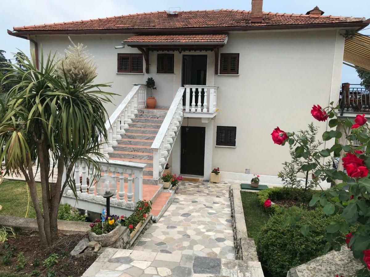 Apartments Mirna With Parking Lovran Dış mekan fotoğraf